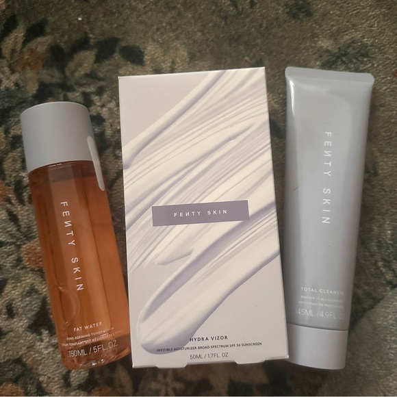 Fenty Beauty Skincare Set in Soft Lavender and Pink - Picture 6 of 6